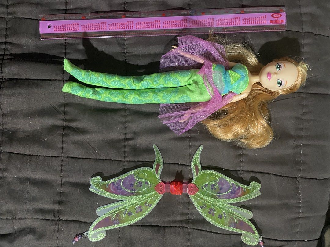 Flora Bloomix Winx Club Doll (Category: Figurines & Statues) located in Manila. Submitted by kathleen15_ (Listing ID 1458449723, Image 1). Description: MOD:J&T,Lalamove MOP:Gcash |Buyer will shoulder delivery| Pm me if u need more pics!><.