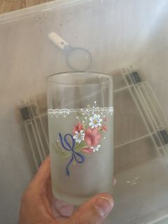 （分類：）位於 。 由 jesuiscar 提交（商品編號 1458398213，圖片 1）。簡介： 。