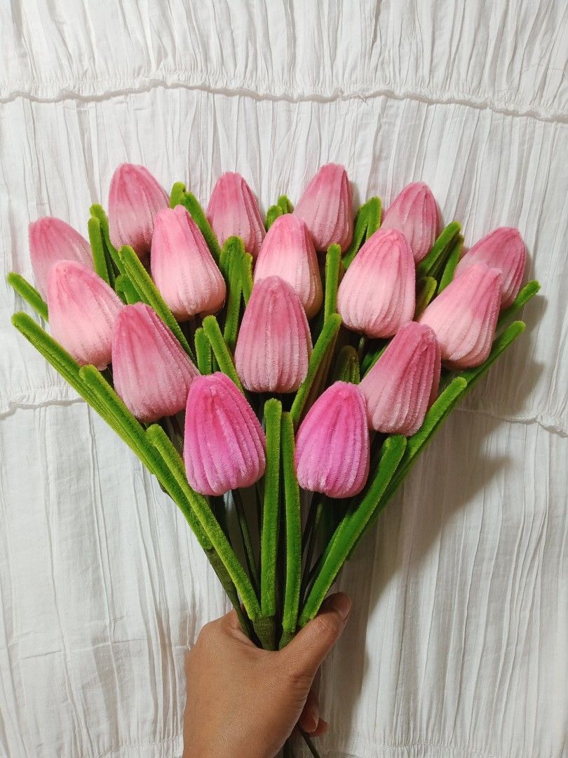 Fuzzywire Tulip Stems- Various Colors (Category: Flowers & Bouquets) located in Dumaguete. Submitted by morie_luna15 (Listing ID 1458445837, Image 3). Description: - Fuzzywire Tulips Line Up - Available colors: Yellow, Hot Pink, Light Pink, Purple, Blue - Ideal for teachers day - Adds a pop of color to any space -28php each stem.