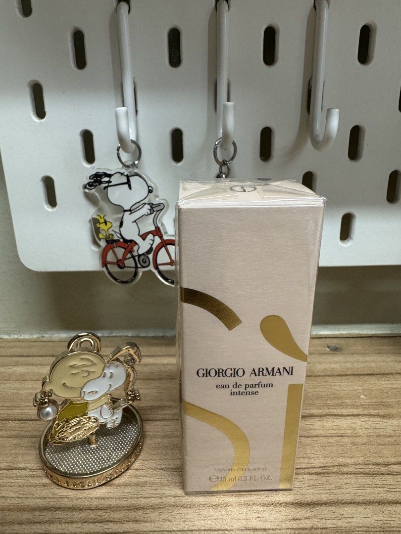 Giorgio Armani Eau de Parfum Intense 15ml (Category: Fragrance & Deodorants) located in Caloocan City. Submitted by xenasales (Listing ID 1458336456, Image 1). Description: - Giorgio Armani Eau de Parfum Intense - 15ml bottle - Vaporisateur spray - Brand new, sealed in original packaging - Ideal for gifting or personal collection.