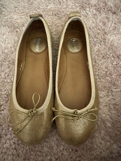 (Category: ) located in . Submitted by ttsingapore (Listing ID 1458365011, Image 1). Description: .
