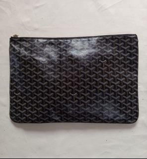 (Category: ) located in . Submitted by thrifted_93 (Listing ID 1458404397, Image 1). Description: .