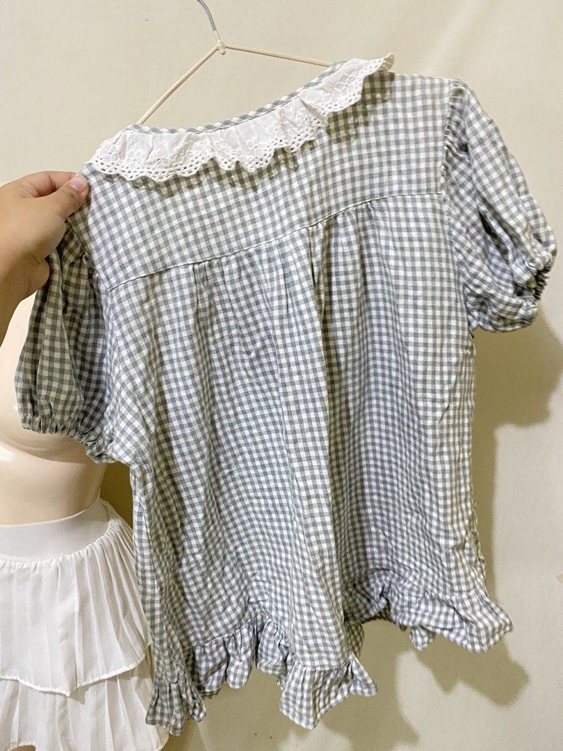 GRAY BABY DOLL TOP (Category: Others Tops) located in Dasmarinas. Submitted by hannah.oakph (Listing ID 1458369381, Image 3). Description: .