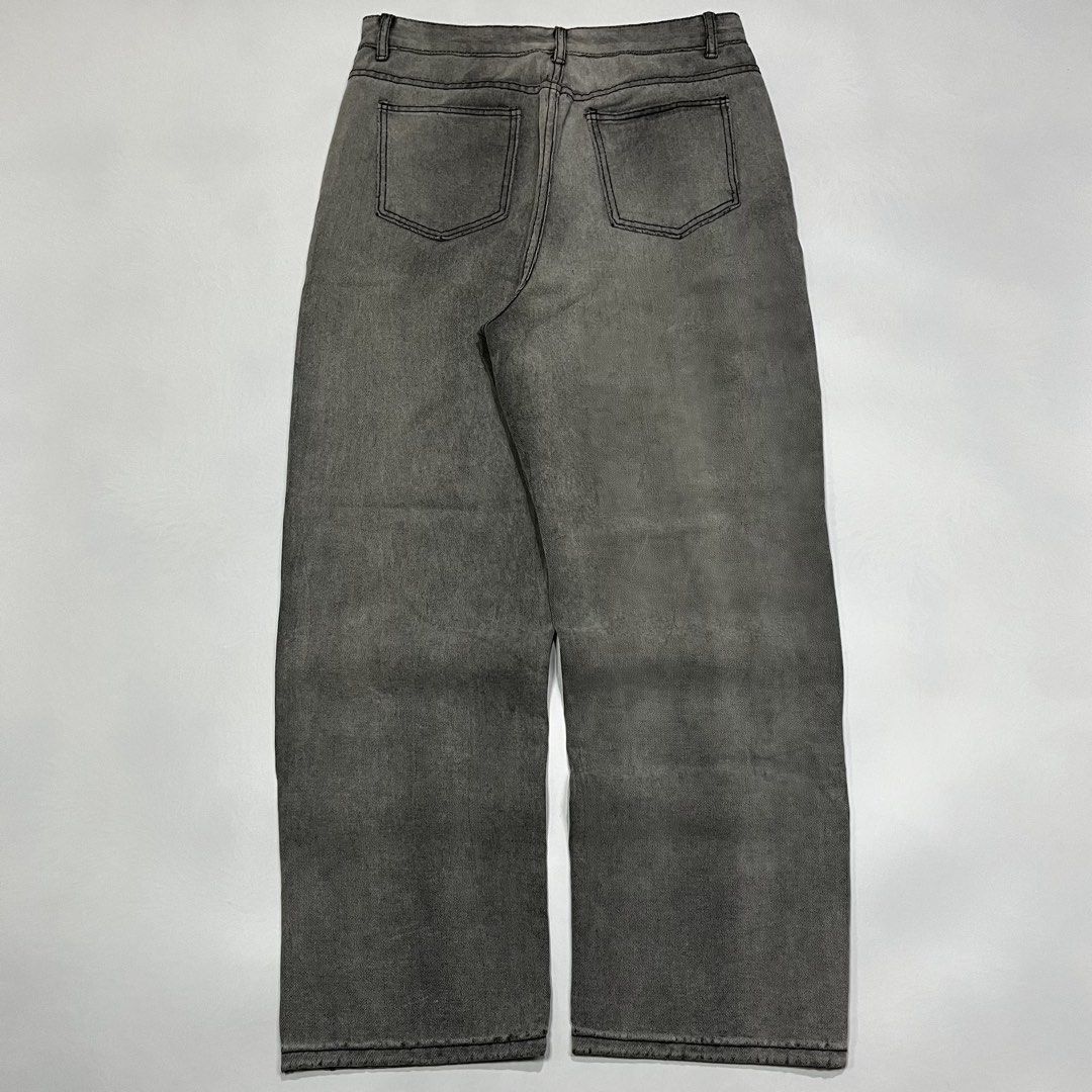Grey baggy distressed pants (Category: Announcements) located in Quezon City. Submitted by thriftrage (Listing ID 1458428550, Image 2). Description: Waist’ 32 Length’ 40.5 Leg opening’ 8.5 No issue Good condition .