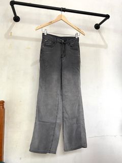 (Category: ) located in . Submitted by joyceyuu (Listing ID 1458437707, Image 1). Description: .