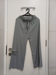 (Category: ) located in . Submitted by jessng98 (Listing ID 1458411704, Image 1). Description: .