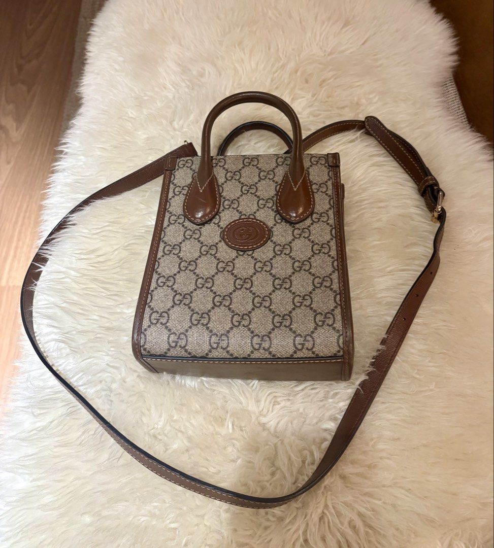 Gucci Interlocking G Mini Tote CP Sling Bag (Category: Luxury Bags & Wallets) located in Manila. Submitted by jlj_v.2_oshop (Listing ID 1454321135, Image 1). Description: This Gucci CP sling is a gift, and I’m letting this baby go because I need to declutter. Feel free to do your own authentication check. Rest assured, the quality is good compared to mirror copies. Kasya dalawang CP, keys and short wallet. .