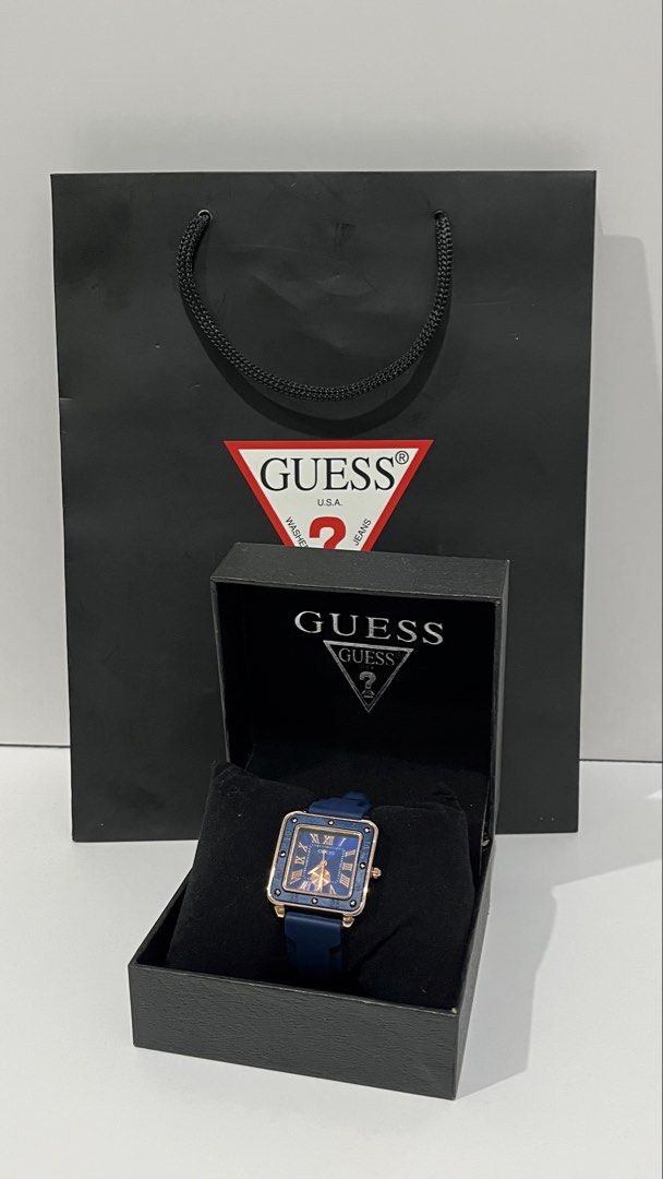 Guess Watch (Category: Women's Watches) located in Quezon City. Submitted by camellion_64 (Listing ID 1458381021, Image 3). Description: guess watch brand new.