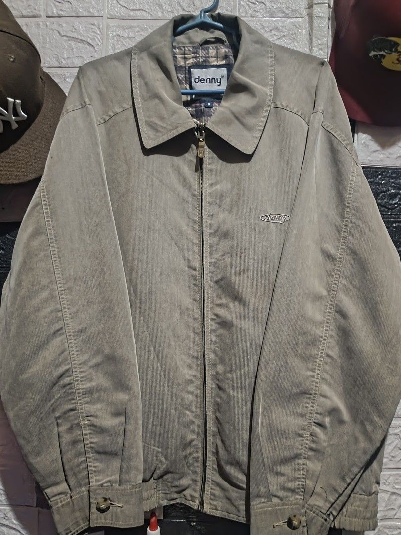 Harington jacket brown/khaki colorway (Category: Coats, Jackets and Outerwear) located in Caloocan City. Submitted by lamarfinds (Listing ID 1458461924, Image 1). Description: ‼️Harington jacket with 2 spatial front pocket. also have inside pocket ‼️has minor flaws like stains and discolorations ‼️heavy fabric ‼️issue last 2 pics ‼️dimes: 23 width, 28 length.