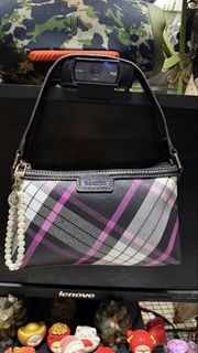 (Category: ) located in . Submitted by jp4_fashion_hub (Listing ID 1458403376, Image 1). Description: .