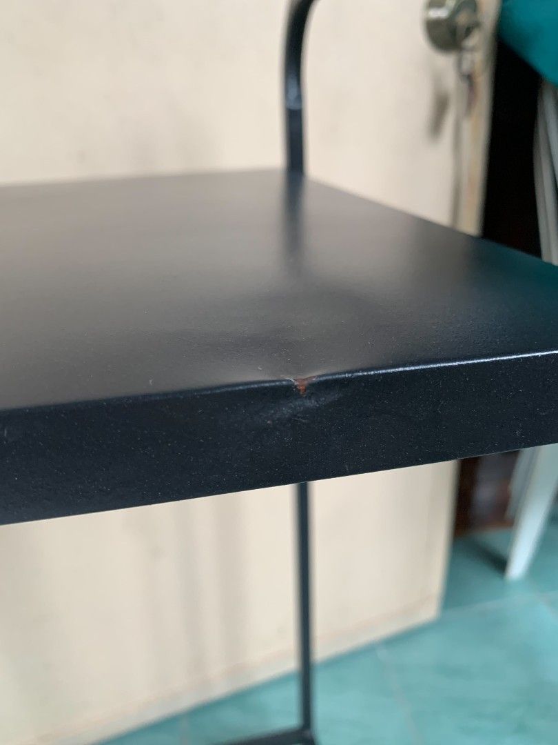 Heavy Duty Gas Stove Stand (Category: Other Kitchenware & Tableware) located in Iloilo. Submitted by ag.sylver (Listing ID 1458382778, Image 3). Description: 80cm height 40cm length 40.5cm width slight dent (included in picture) and rust but barely noticeable. detachable: allen bolt screw.