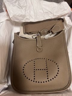 （分類：）位於 。 由 brownwhitebb 提交（商品編號 1458414950，圖片 1）。簡介： 。