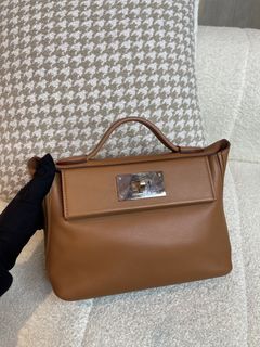 （分類：）位於 。 由 hikariluxury 提交（商品編號 1458406804，圖片 1）。簡介： 。