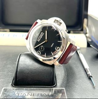 (Category: ) located in . Submitted by chamelontimepieces (Listing ID 1458378768, Image 1). Description: .
