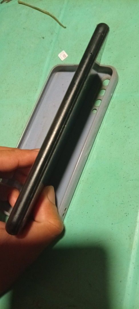 ANDROID HUAWEI Y6p 4/64 MED-LX9 PHONE RUSH (Category: Huawei) located in Las Pinas. Submitted by hernandez17046 (Listing ID 1458465549, Image 3). Description: Selling a HUAWEI Y6p. Model MED-LX9. EMUI version 10.1.0.315. Android version 10. Has MTK MT6762R processor. Phone comes with a light blue case. Some scratches on the screen and case. GOOGLE PLAYSTORE (GBOX) WORKING honest issue may konting problema yung lcd pero di apektado sa pag gamit ng