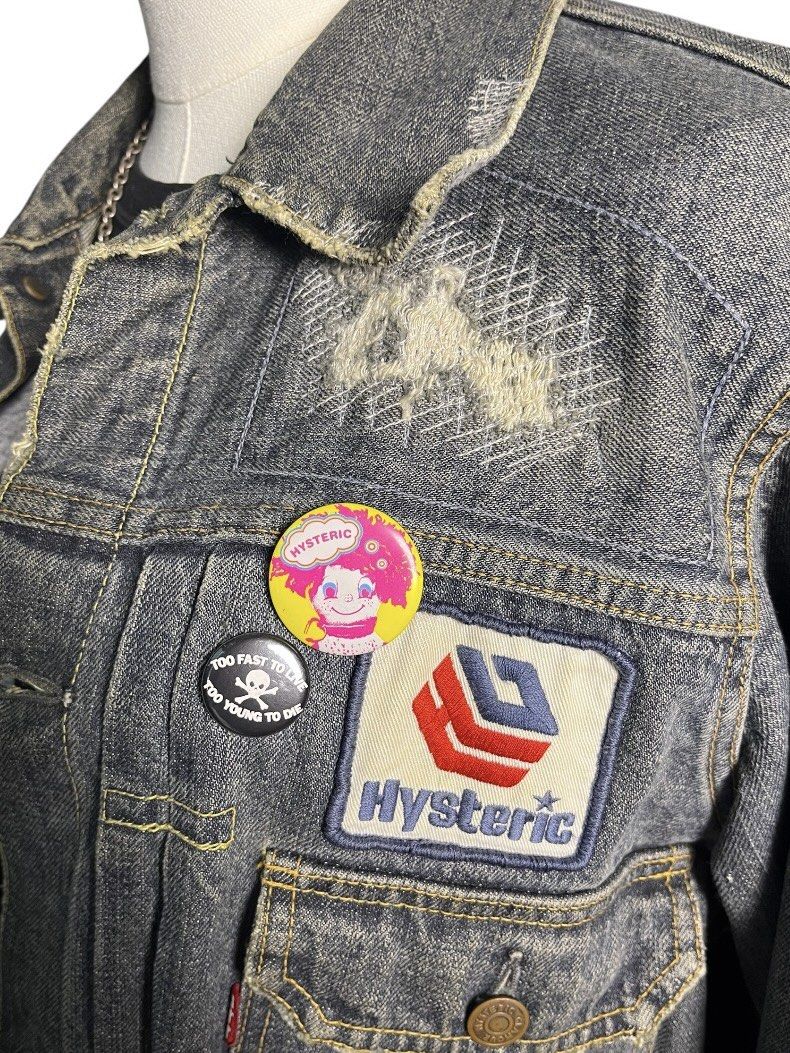 Hysteric Glamour distressed trucker jacket vintage archive (Category: Coats, Jackets and Outerwear) located in Manila. Submitted by noize. (Listing ID 1458381204, Image 2). Description: Size M Length - 62cm Width - 50cm Sleeve length - 59.5cm -does not include pins.