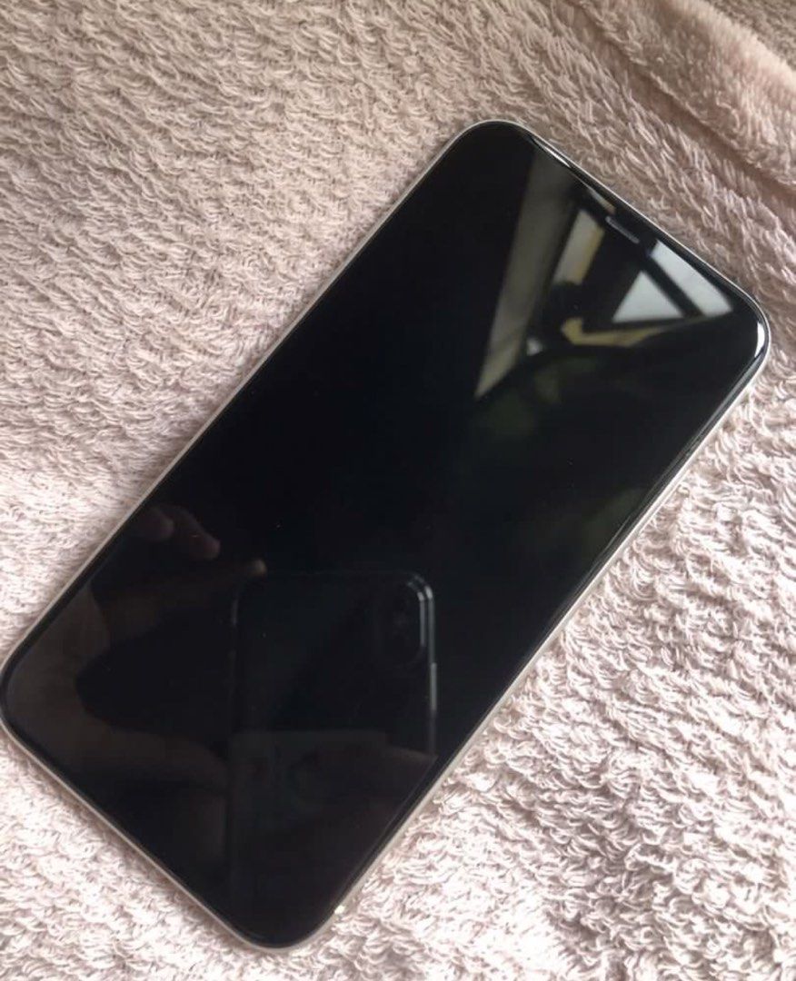 iPhone 11 (Category: iPhone 11 Series) located in Bulacan. Submitted by declutterwithmarga (Listing ID 1458433885, Image 2). Description: - 67 battery health (original) - with box (no charger) - gx lcd - all flaws are encircled on the photo - still nego.