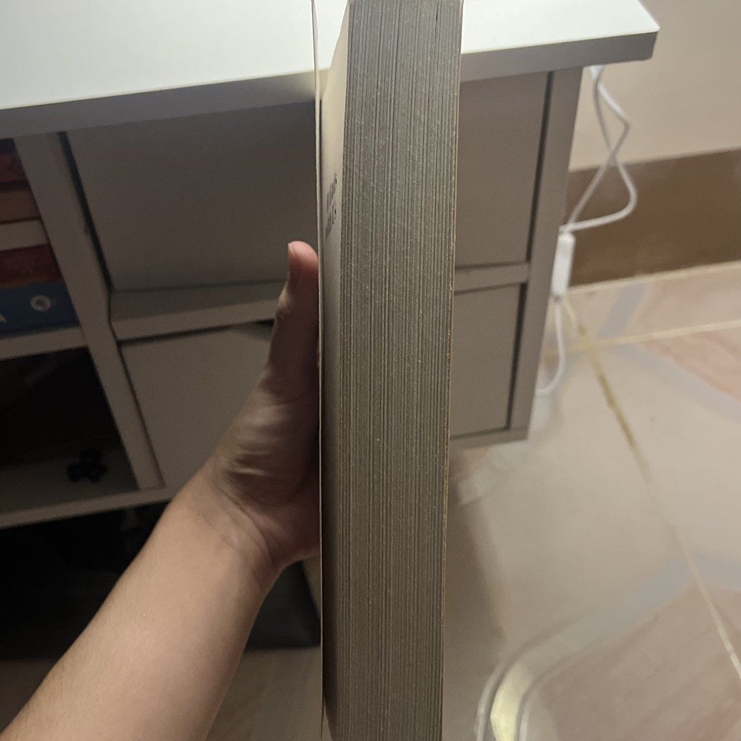 it ends with us book by colleen hoover (Category: Storybooks) located in Bayombong. Submitted by eirenees (Listing ID 1458452020, Image 3). Description: - i can give discount for sure buyer - bought it for 850 pesos at fully booked 3 or 4 years ago - never wrote anything on the book; no annotation whatsoever - it has minimal flaws - check photos for condition mop: gcash & gotyme mod: j&t.