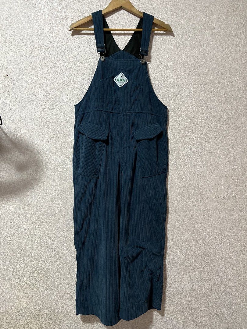 KANGOL JUMPSUIT CORDUROY (Category: Coats, Jackets and Outerwear) located in Quezon City. Submitted by headline. (Listing ID 1458324878, Image 1). Description: KANGOL JUMPSUIT CORDUROY SHADE OF BLUE EXCELLENT CONDITION SIZE:SMALL DIMES:44 1/2 ⬆️ x 17 ➡️ FOR ONLY:880php +SHIPPING FEE .