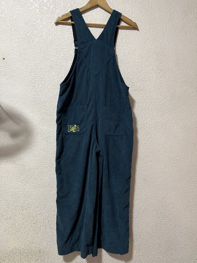 KANGOL JUMPSUIT CORDUROY (Category: Coats, Jackets and Outerwear) located in Quezon City. Submitted by headline. (Listing ID 1458324878, Image 3). Description: KANGOL JUMPSUIT CORDUROY SHADE OF BLUE EXCELLENT CONDITION SIZE:SMALL DIMES:44 1/2 ⬆️ x 17 ➡️ FOR ONLY:880php +SHIPPING FEE .