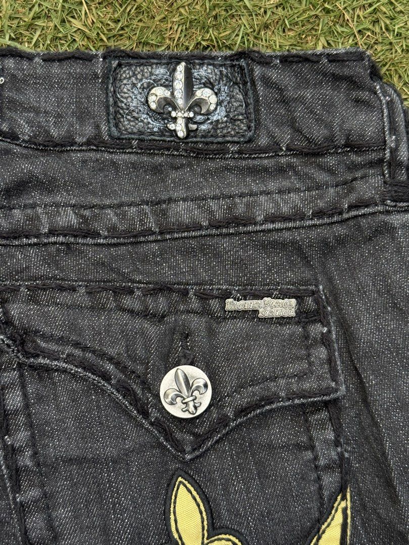 LAGUNA BEACH dark washed denim jeans (Category: Jeans) located in Manolo Fortich. Submitted by thriftacktoe34 (Listing ID 1458353992, Image 3). Description: Excellent condition Color rate 9.5/10 Size 30 Dimes W32 x L39 Needs wash lang FREE shipping fee.