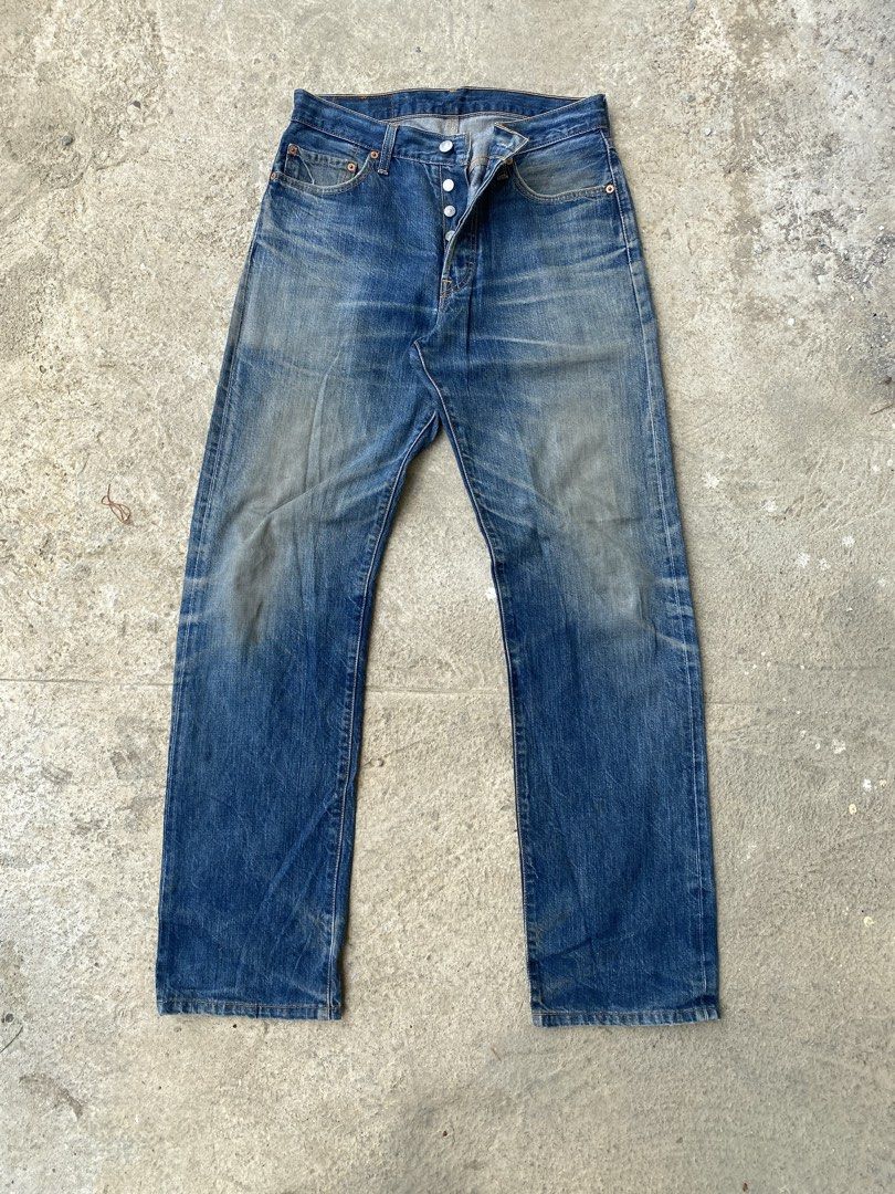 Levis 501 (Category: Jeans) located in Surigao. Submitted by santostris12676 (Listing ID 1458381389, Image 1). Description: Size 30 on tag Length 42 Made in the Philippines .