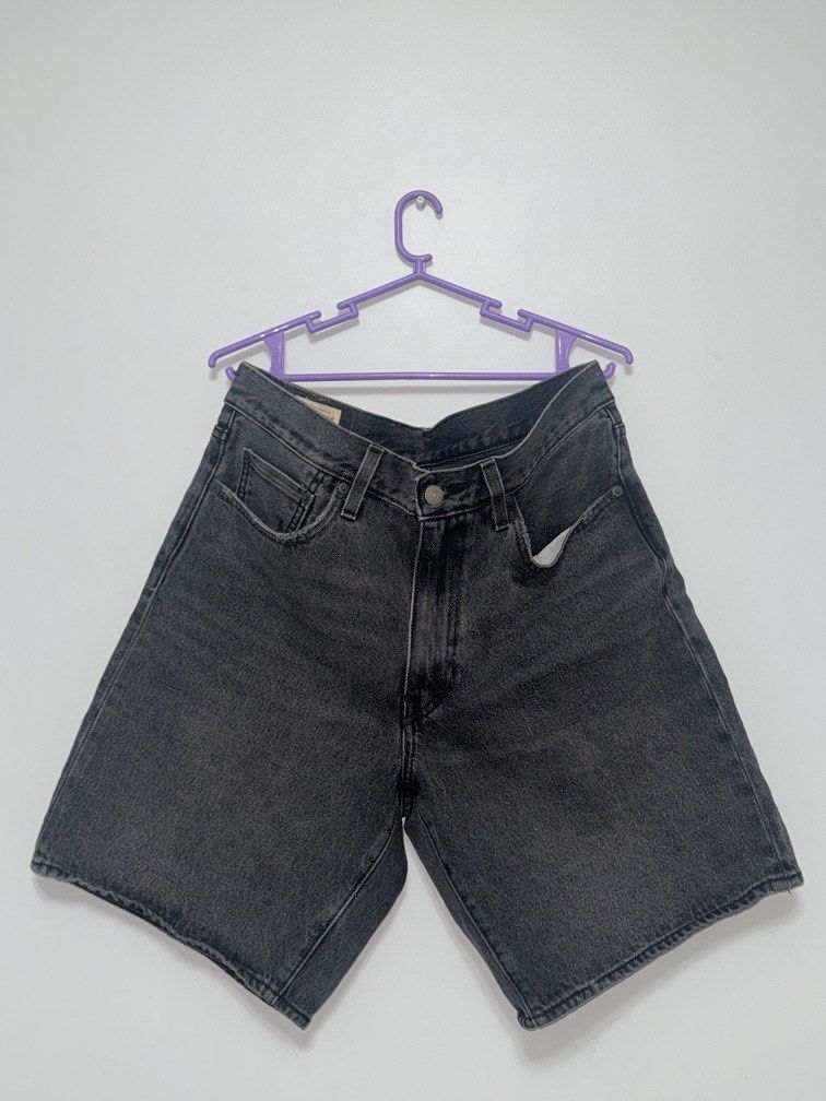 Levi’s Denim Jorts (Category: Jeans) located in Quezon City. Submitted by louhiaa_ (Listing ID 1458422112, Image 1). Description: Original Levi’s 468 jorts ₱4600 orig price bought in australia never been used brand-new feels size 31 .