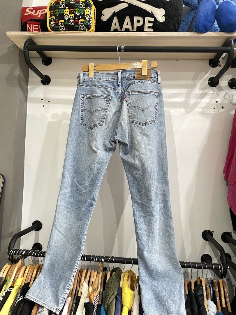 Levi's Premium Jeans W32 L41 (Category: Jeans) located in Manila. Submitted by kyleee_ld (Listing ID 1458384477, Image 2). Description: - Brand: Levi's Premium - Wash: Light Blue - Size: W32 L41 - Style: Classic five-pocket - Closure: Button and zip fly - Perfect for: Casual wear, wardrobe staple.