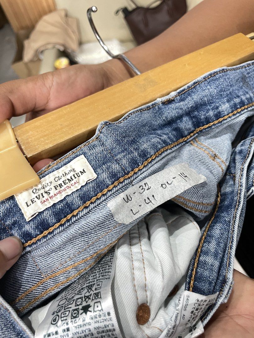 Levi's Premium Jeans W32 L41 (Category: Jeans) located in Manila. Submitted by kyleee_ld (Listing ID 1458384477, Image 3). Description: - Brand: Levi's Premium - Wash: Light Blue - Size: W32 L41 - Style: Classic five-pocket - Closure: Button and zip fly - Perfect for: Casual wear, wardrobe staple.