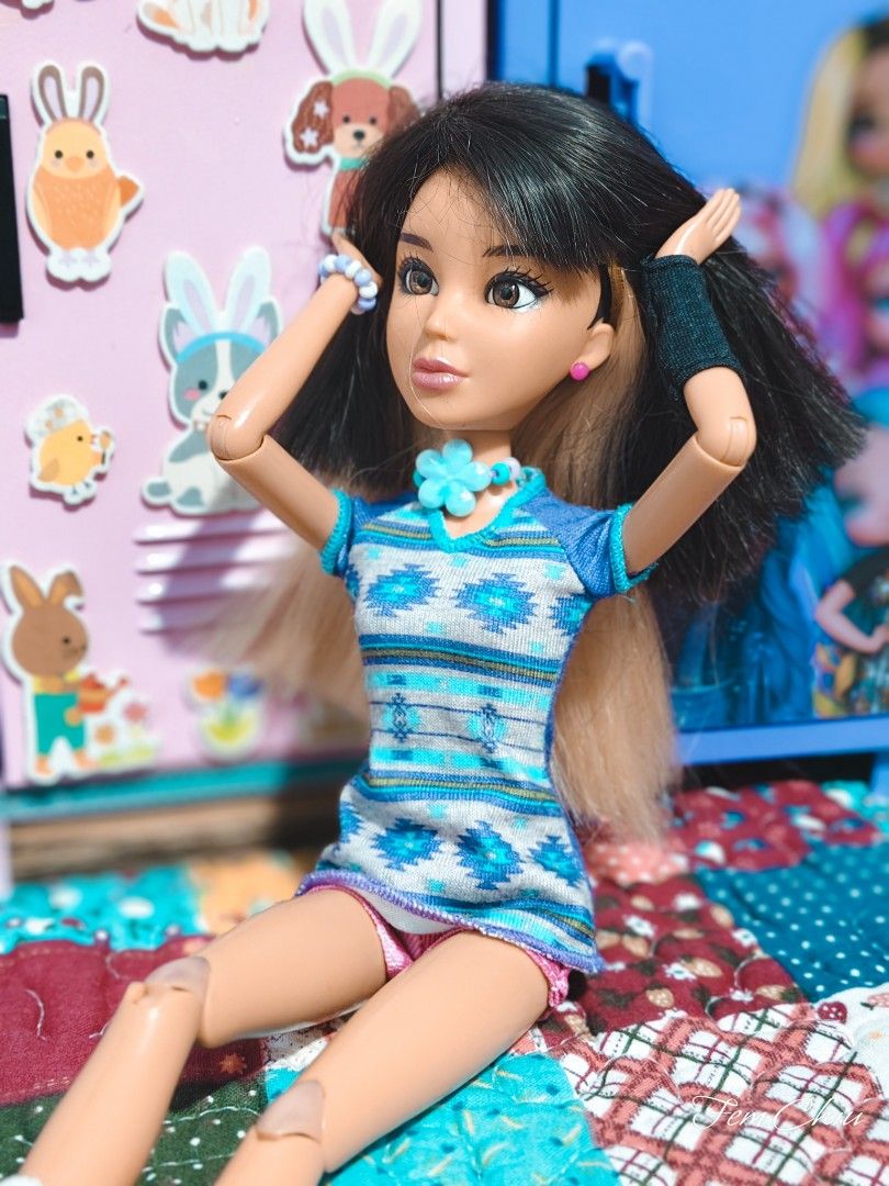 Liv doll Barbie Mattel (Category: Kids Toys) located in Pateros City. Submitted by soshifem (Listing ID 1458463995, Image 1). Description: very pretty in actual.