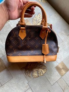 (Category: ) located in . Submitted by 2hccollective (Listing ID 1458425946, Image 1). Description: .