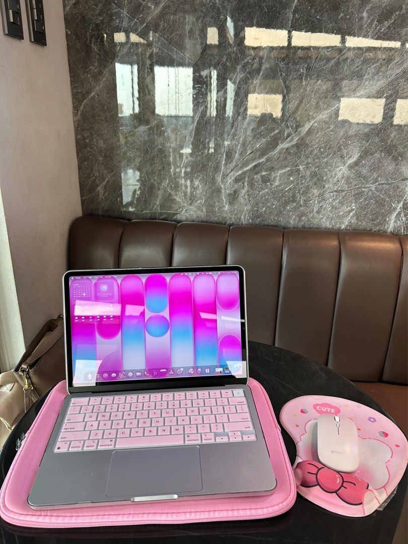 MacBook Neo (Category: Laptops & Notebooks) located in Manila. Submitted by rosierose23 (Listing ID 1458338570, Image 2). Description: Specifications: • Model: MacBook • Chip: Apple A18 Pro • 256GB • Memory (RAM): 8GB • Operating System: macOS Tahoe 26.5 • Color: Silver • Condition: Excellent / Ready to Use ✅ 4months old under warranty.