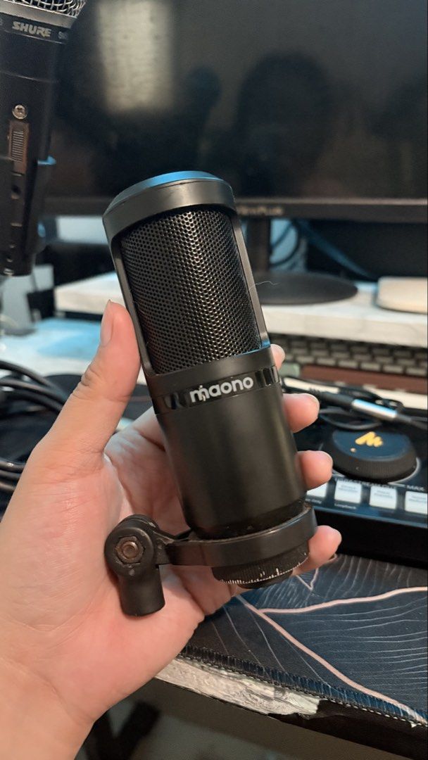 Maonocaster C2 Neo (Category: Other Audio Equipment) located in Malolos. Submitted by clever_kaye (Listing ID 1458306261, Image 3). Description: Maono Caster Model: AMC2 Neo Podcast console.