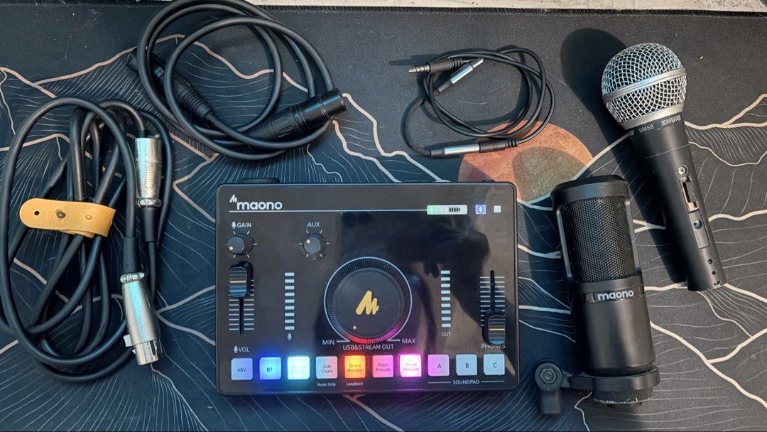 Maonocaster C2 Neo (Category: Other Audio Equipment) located in Malolos. Submitted by clever_kaye (Listing ID 1458306261, Image 1). Description: Maono Caster Model: AMC2 Neo Podcast console.
