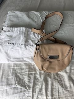 （分類：）位於 。 由 natqa 提交（商品編號 1458386717，圖片 1）。簡介： 。