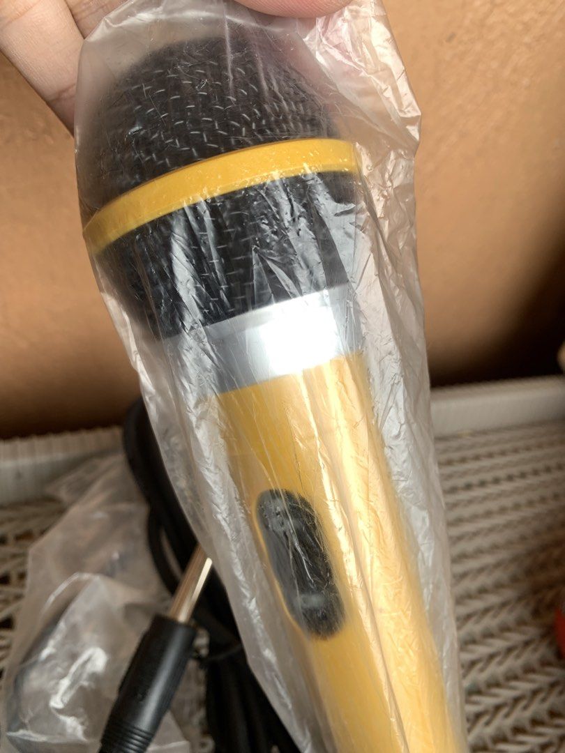 Microphone (Category: Microphones) located in Manila. Submitted by macks_toys (Listing ID 1458461905, Image 3). Description: 📌 You may send DM for your inquiries. ✨KINDLY CHECK EACH DETAILS✨ 🔳 From Japan/UK Surplus items 🔳 Working 🔳 Manage your expectations since it’s preloved and from Surplus Items 🔳 WYSIWYG ✨ Thank you! ✨.