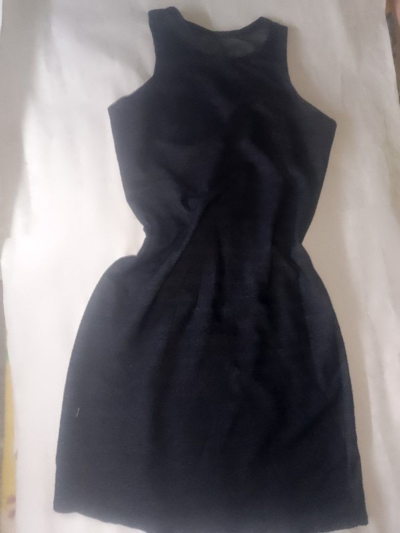 MINI DRESS (Category: Dresses) located in Manila. Submitted by maxi_077 (Listing ID 1458440213, Image 2). Description: .