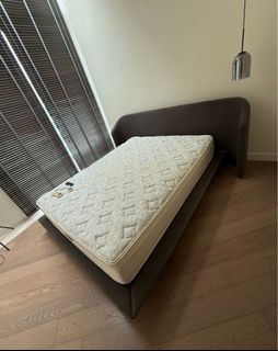 （分類：）位於 。 由 azurojude21 提交（商品編號 1458433736，圖片 1）。簡介： 。