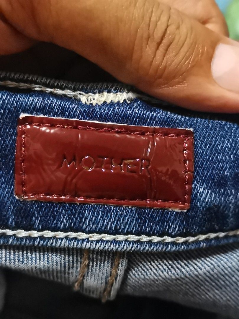 Mother denim Pants high rise (Category: Jeans) located in San Pedro. Submitted by thriftersthrift (Listing ID 1458434958, Image 3). Description: Waistline (inches) :28 Length(inches) :38 Good condition Already wash Color rate : 9.5 /10 🌵ALL ITEMS ARE FROM UKAY BALE SO MANAGE YOUR EXPECTATION 🌵 ASK SELLER FOR MORE INFORMATION COLOR MAY CHANGE TRU LIGHTING.