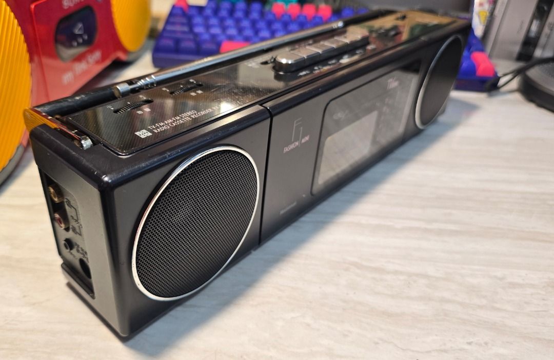 National Cassette Player (Category: Portable Music Players) located in Manila. Submitted by bryanpotpot18 (Listing ID 1458406888, Image 3). Description: National RX F1 Radio working Tape working 110volts Manila Lalamove or pickup .
