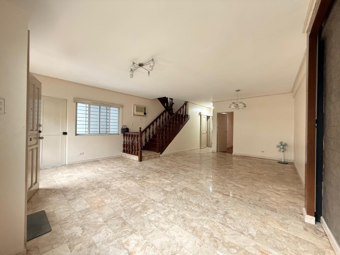 (Category: ) located in . Submitted by carladeeproperties (Listing ID 1458434732, Image 1). Description: .