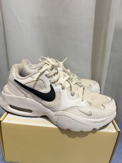 (Category: ) located in . Submitted by anotherimpulsivegal (Listing ID 1458427236, Image 1). Description: .