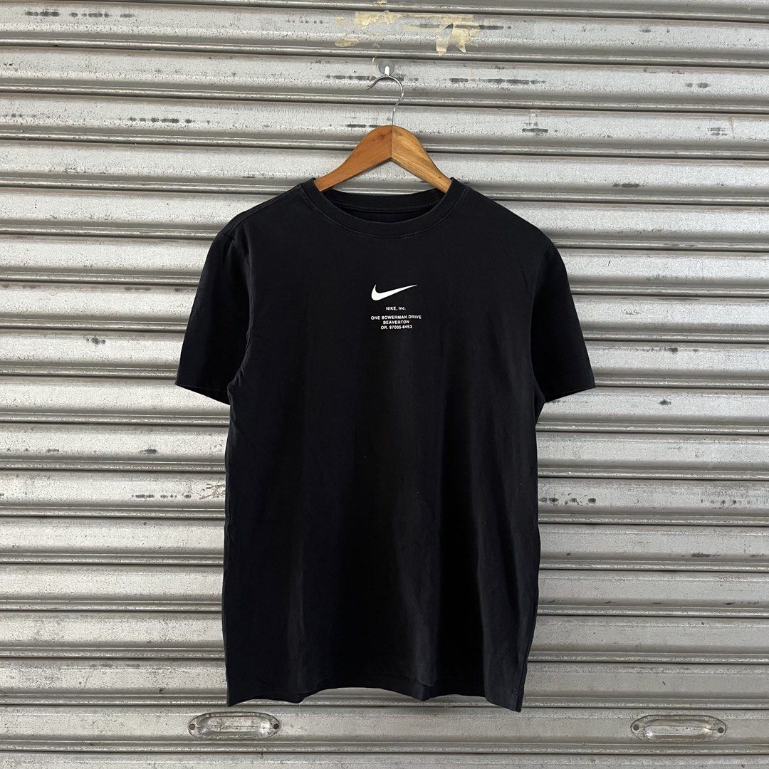 NIKE SWOOSH (Category: Tshirts & Polo Shirts ) located in Sagbayan (Borja). Submitted by lunaprince71913 (Listing ID 1458343732, Image 1). Description: -10/10 Condition -9/10 Color rate -Length 27 -Width 18.5.