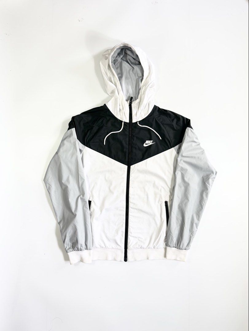 nike tritone windbreaker (Category: Activewear) located in Manila. Submitted by styleandfly191238 (Listing ID 1458341289, Image 1). Description: dimes length-27 width-23 med to large color rate-10/10 issue none better in personal color may vary due to light complete and original conditions -excellent unli vc and vouch for your assurance what u see is what u get mga sir! dm me for more inquiries price: .