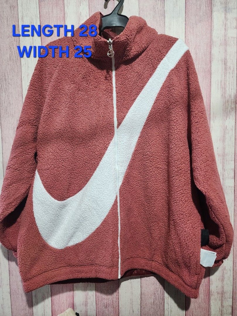 NIKE X JORDAN JACKETS ASPACK (Category: Coats, Jackets and Outerwear) located in Real. Submitted by raphy2019 (Listing ID 1458363666, Image 2). Description: .