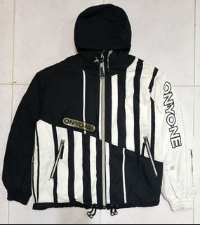 (Kategori: ) berada di . Dikirim oleh joss_co (ID iklan 1458494658, Gambar 1). Deskripsi: .