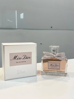 (Category: ) located in . Submitted by lilyperfume (Listing ID 1458302710, Image 1). Description: .