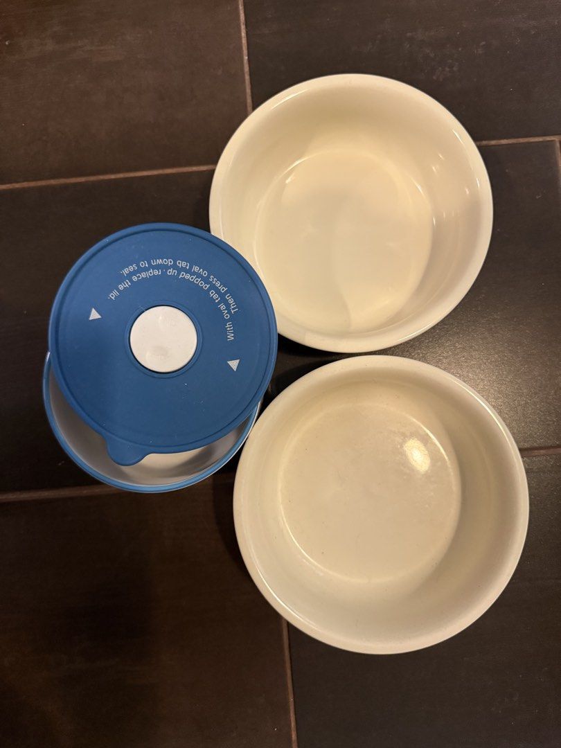 Pets Bowls （分類：寵物家品及其他）位於 Hong Kong。 由 be.beaute.c 提交（商品編號 1458322338，圖片 2）。簡介： 。
