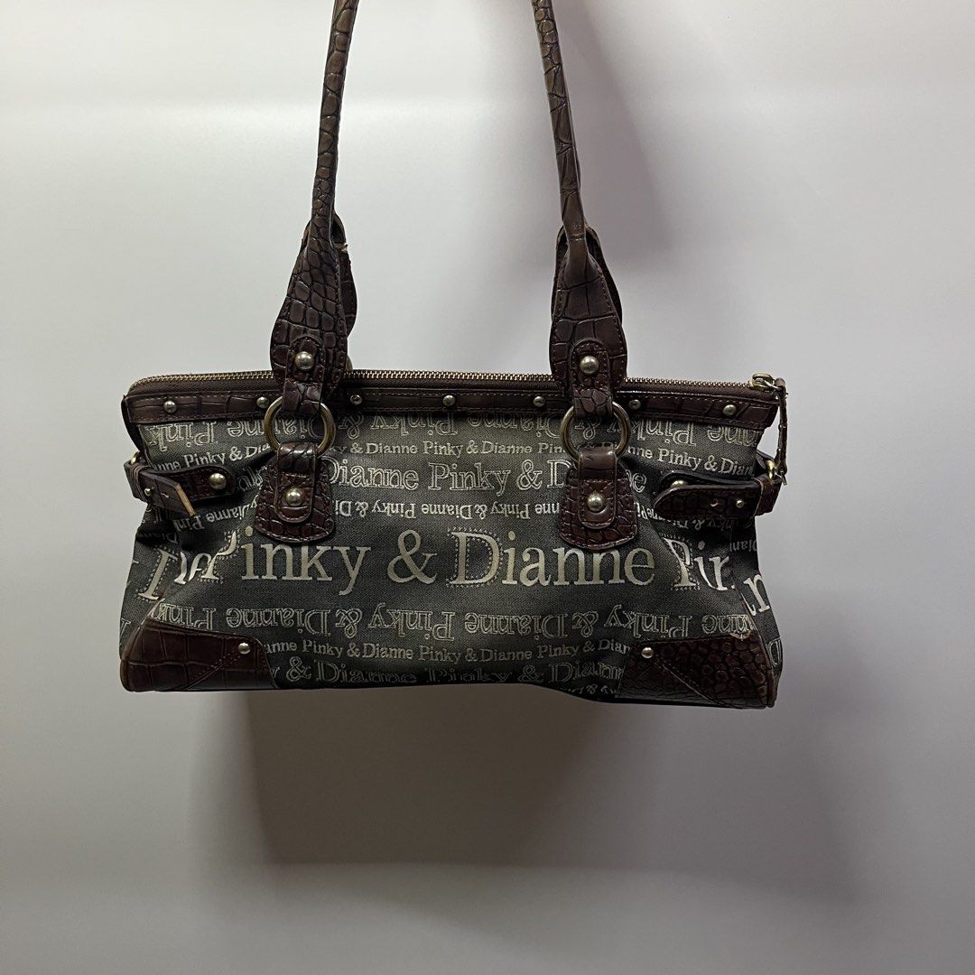 Pink & dianne shoulder bag (Category: Shoulder Bags) located in Quezon City. Submitted by thriftrage (Listing ID 1458426380, Image 1). Description: Width’ 14 Length’ 8.5 Issue check last photo & dirt stain washable need wash Good condition .