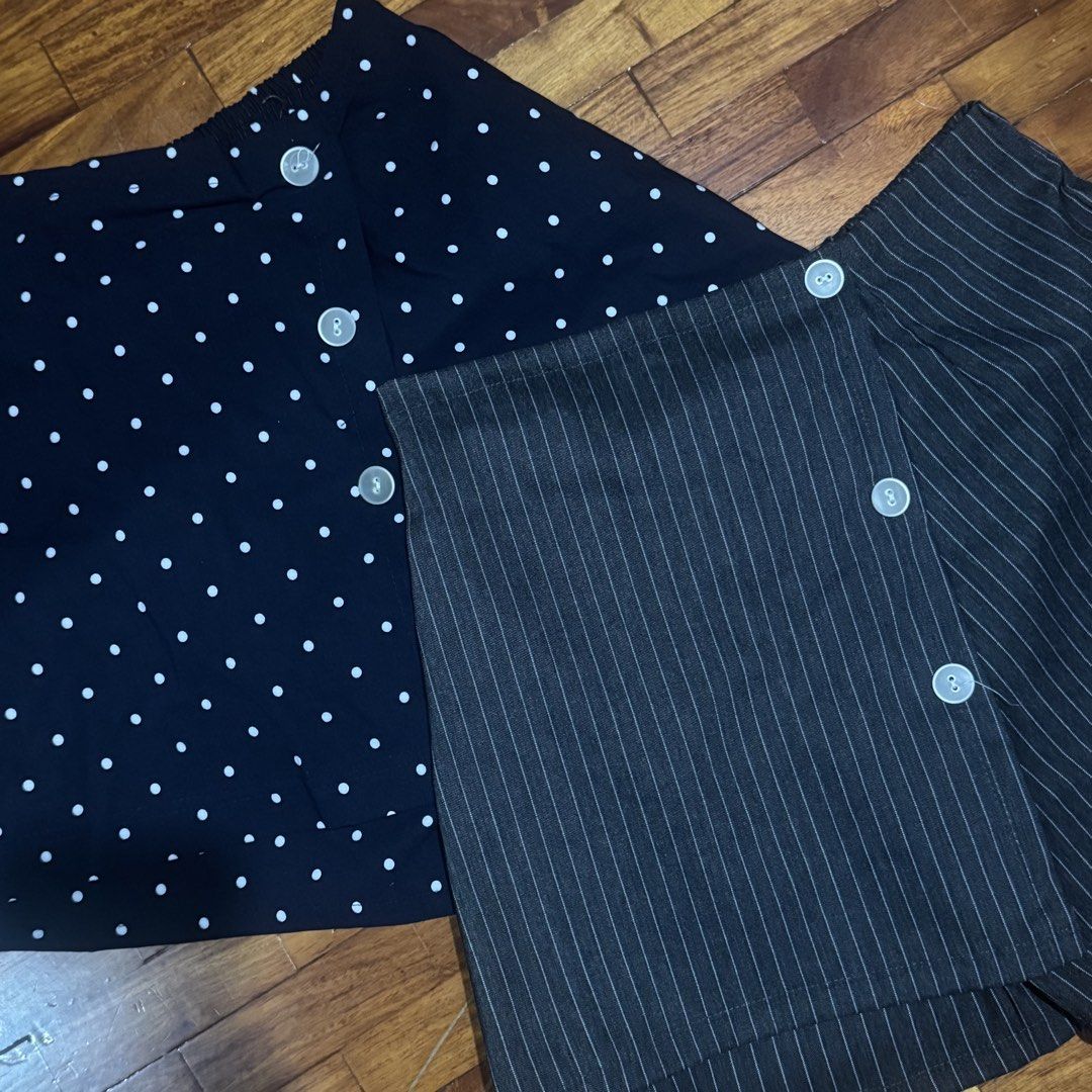 PLUS SIZE Navy Polka Dot Skirt/Skort (Category: Skirts) located in Pasig City. Submitted by peachpurrrrr (Listing ID 1458352318, Image 2). Description: - Can fit upto XXL -never worn nalabhan lang -super cuteee skort rfs: this is spare, doble nabili .